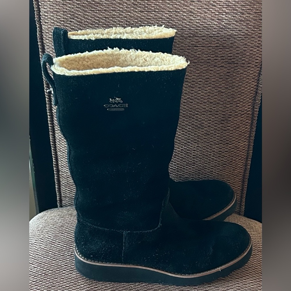 Coach Pre-Owned Vitoria Black Suede Boots- Size:6
